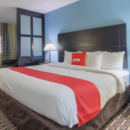 Oyo Hotel Knoxville Tn Cedar Bluff I-40 Extérieur photo