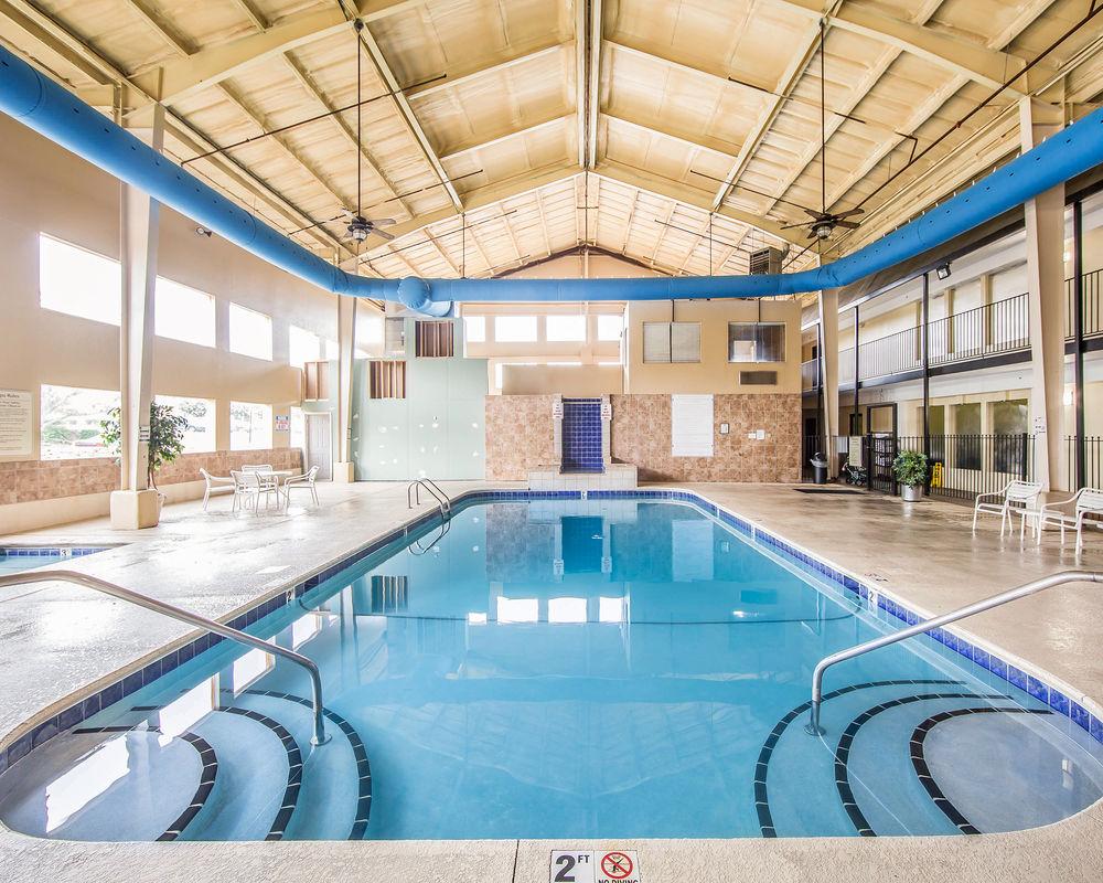 Oyo Hotel Knoxville Tn Cedar Bluff I-40 Extérieur photo