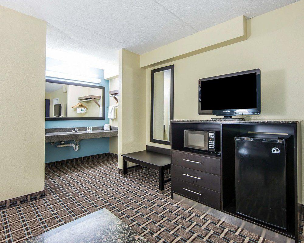 Oyo Hotel Knoxville Tn Cedar Bluff I-40 Extérieur photo