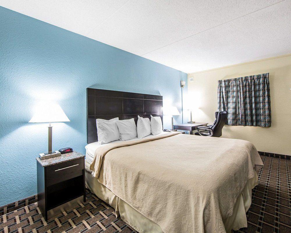 Oyo Hotel Knoxville Tn Cedar Bluff I-40 Extérieur photo