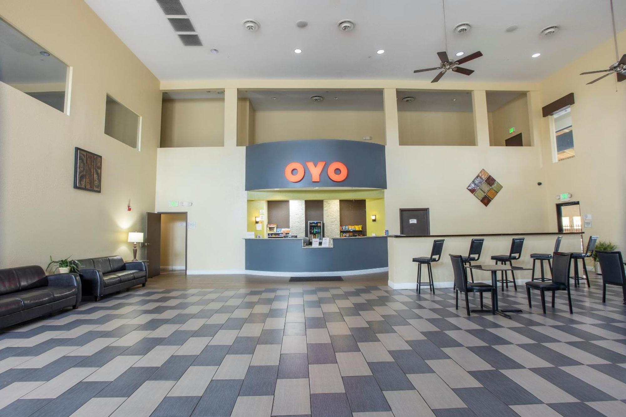 Oyo Hotel Knoxville Tn Cedar Bluff I-40 Extérieur photo