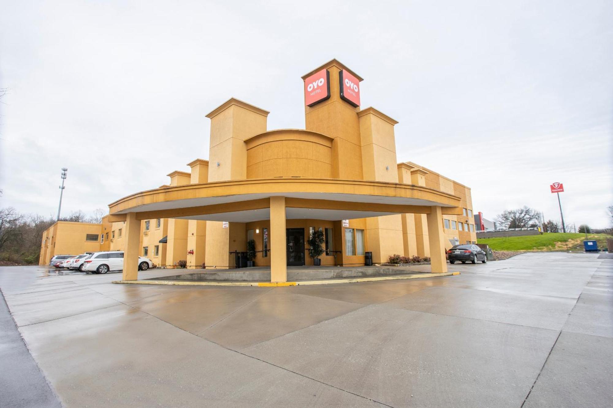 Oyo Hotel Knoxville Tn Cedar Bluff I-40 Extérieur photo