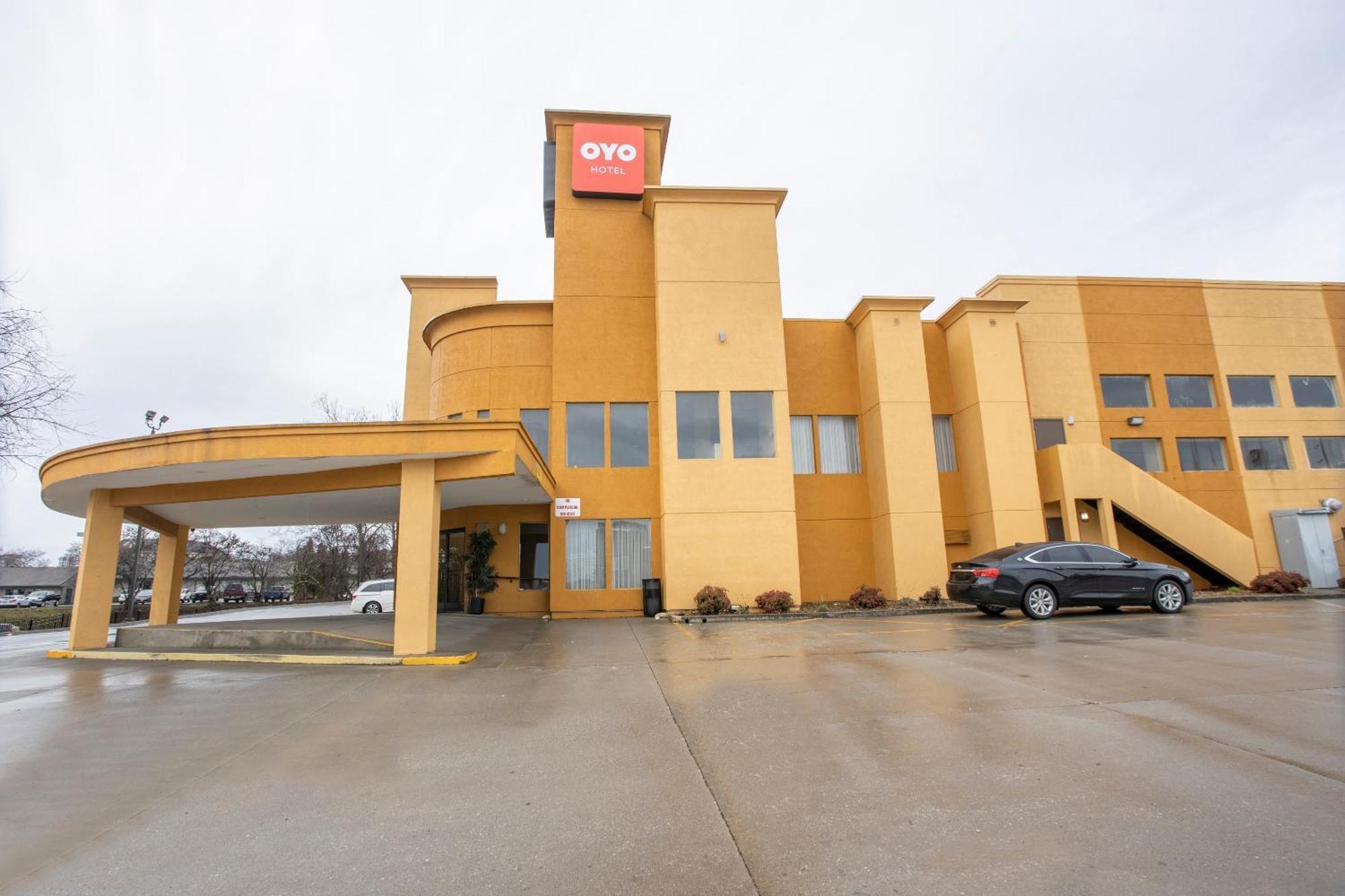 Oyo Hotel Knoxville Tn Cedar Bluff I-40 Extérieur photo